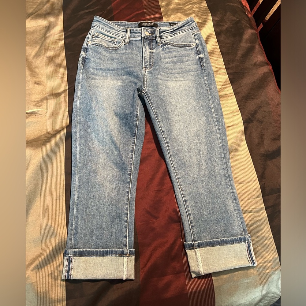 Judy Blue cropped jean